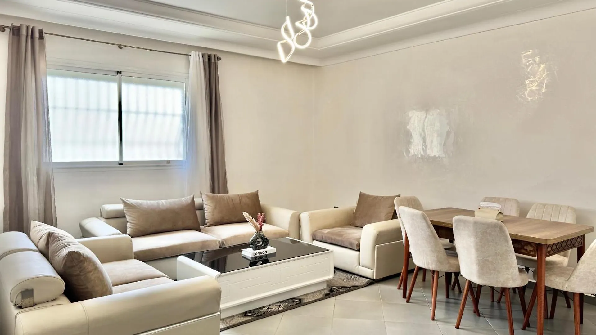 Agadir Hay Salam Najah Residence 422